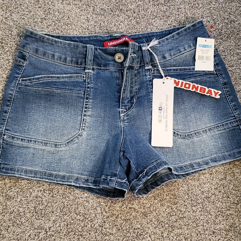 Union Bay Denim Cargo Shorts Size 5 NWT